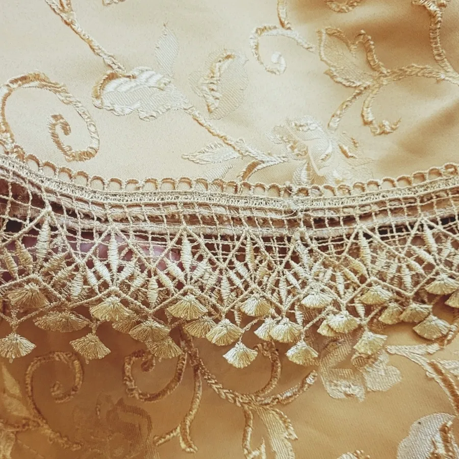 پرده ترک سالن