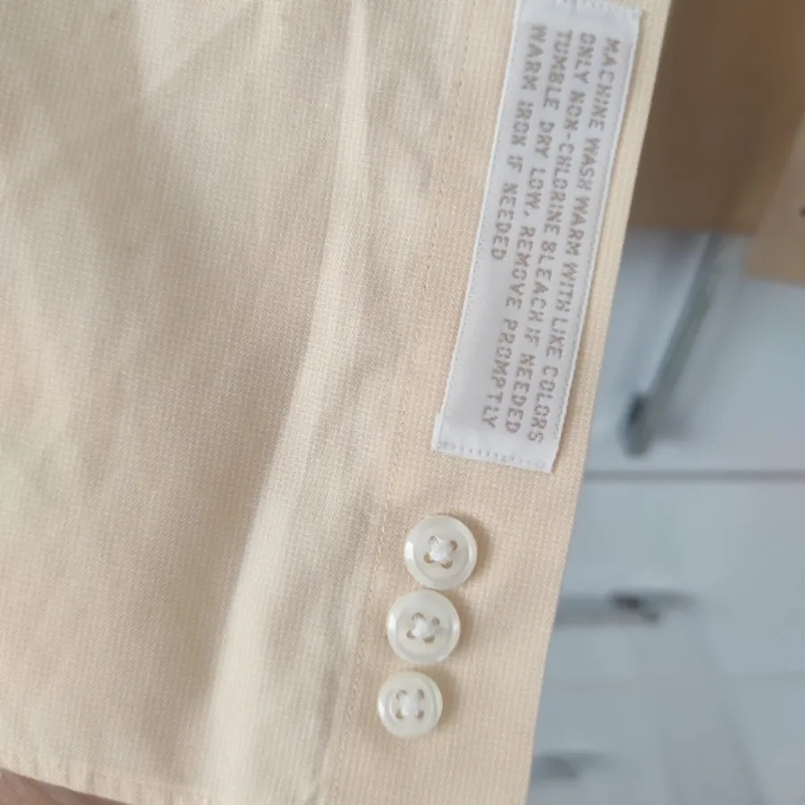 پیراهن مردانه