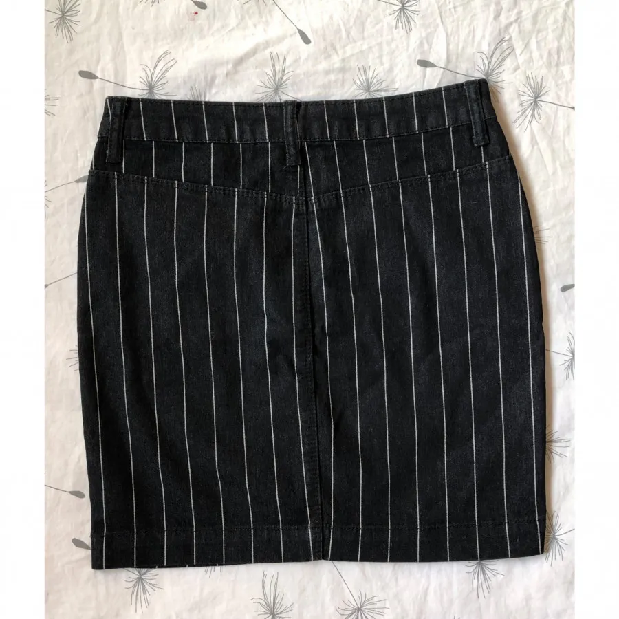 دامن دخترانه