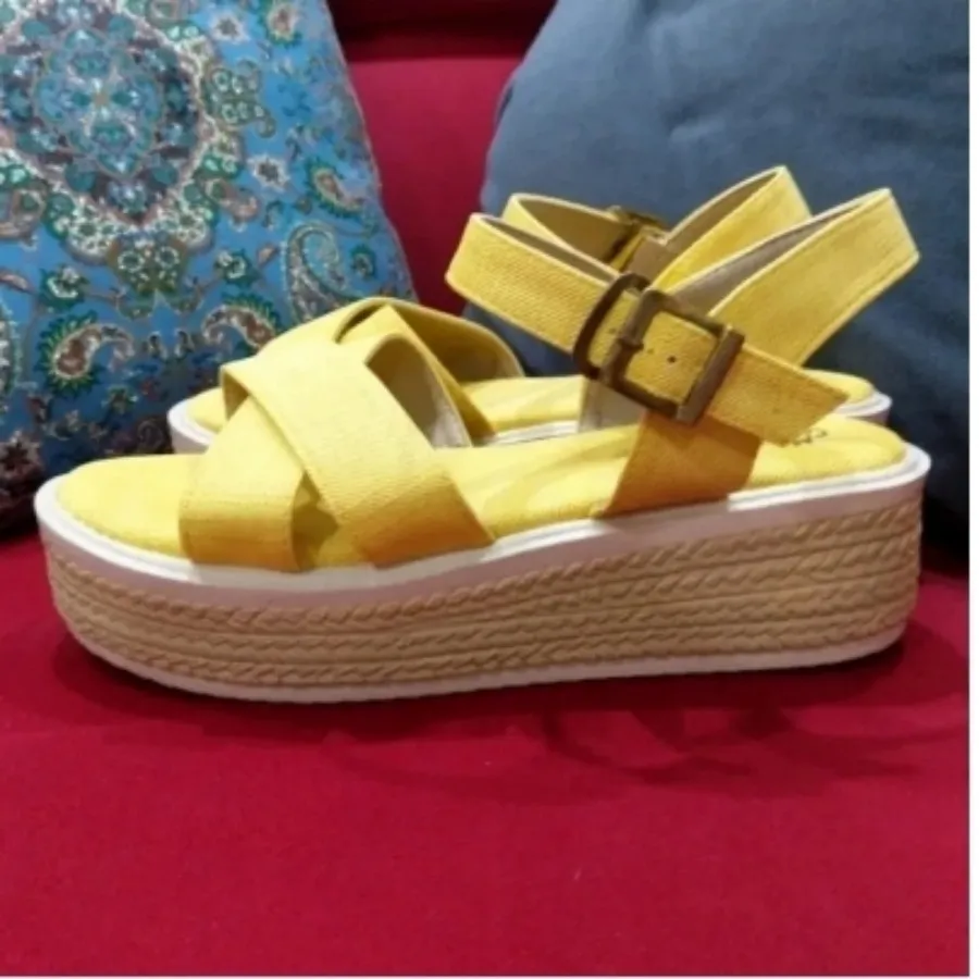 صندل زیبای کاملا نو