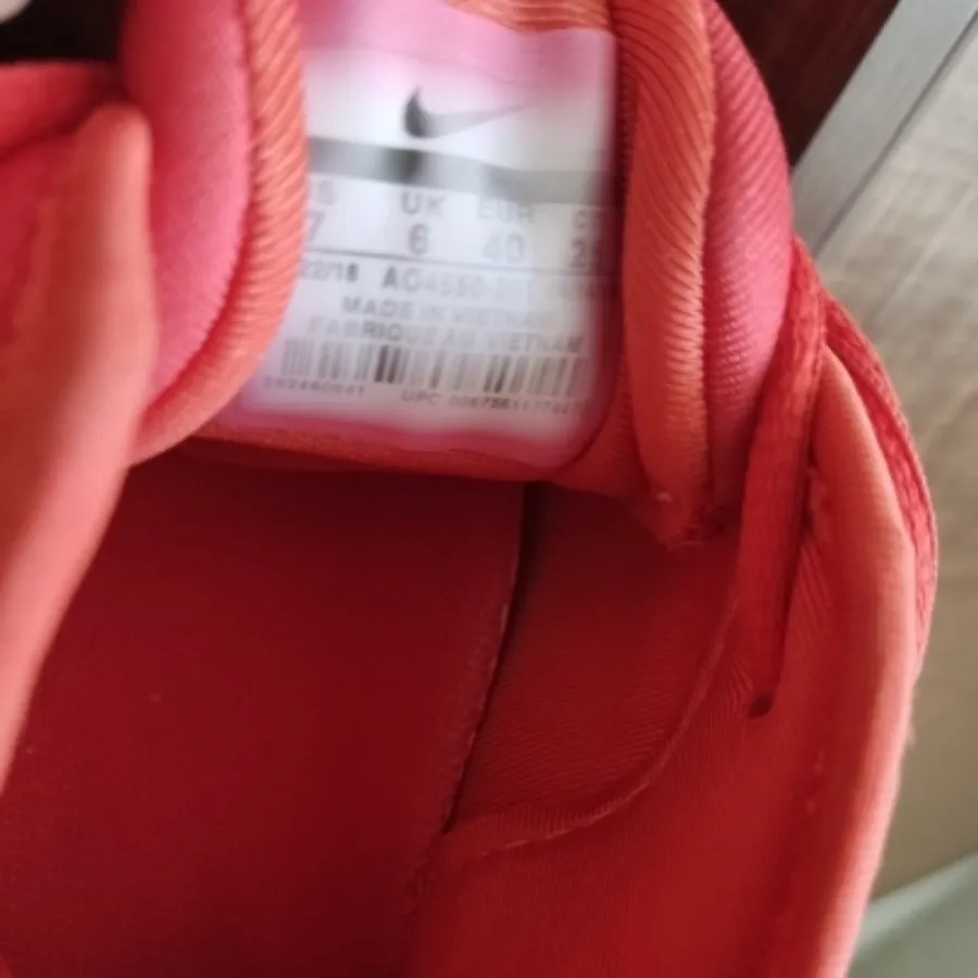 کفش نایکی 40