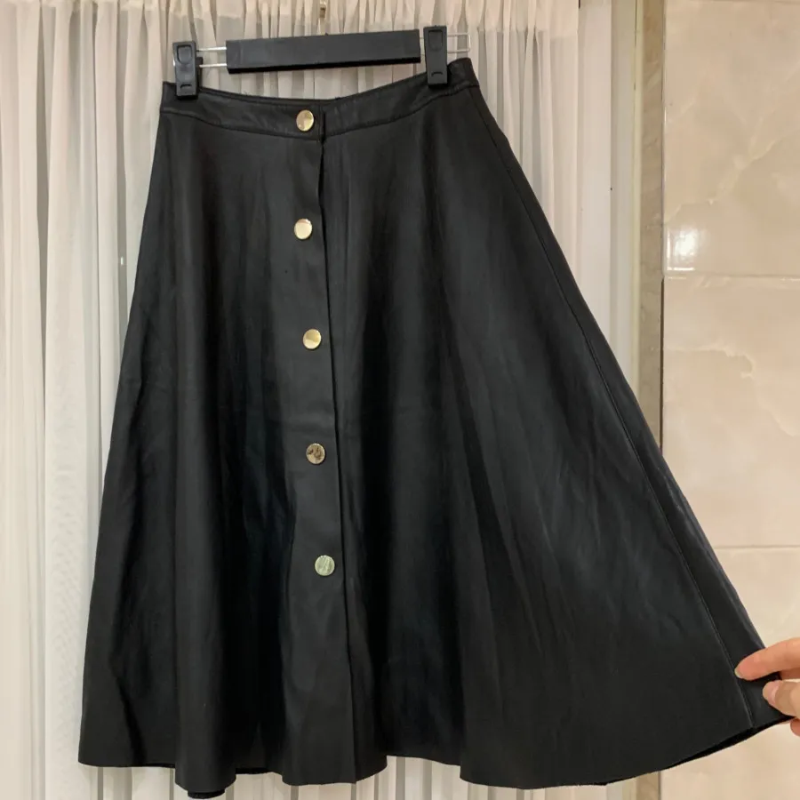 دامن چرم زارا