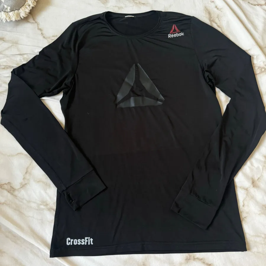 لباس ورزشی ریباک