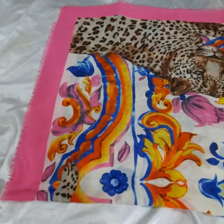 روسری پلنگی نخی