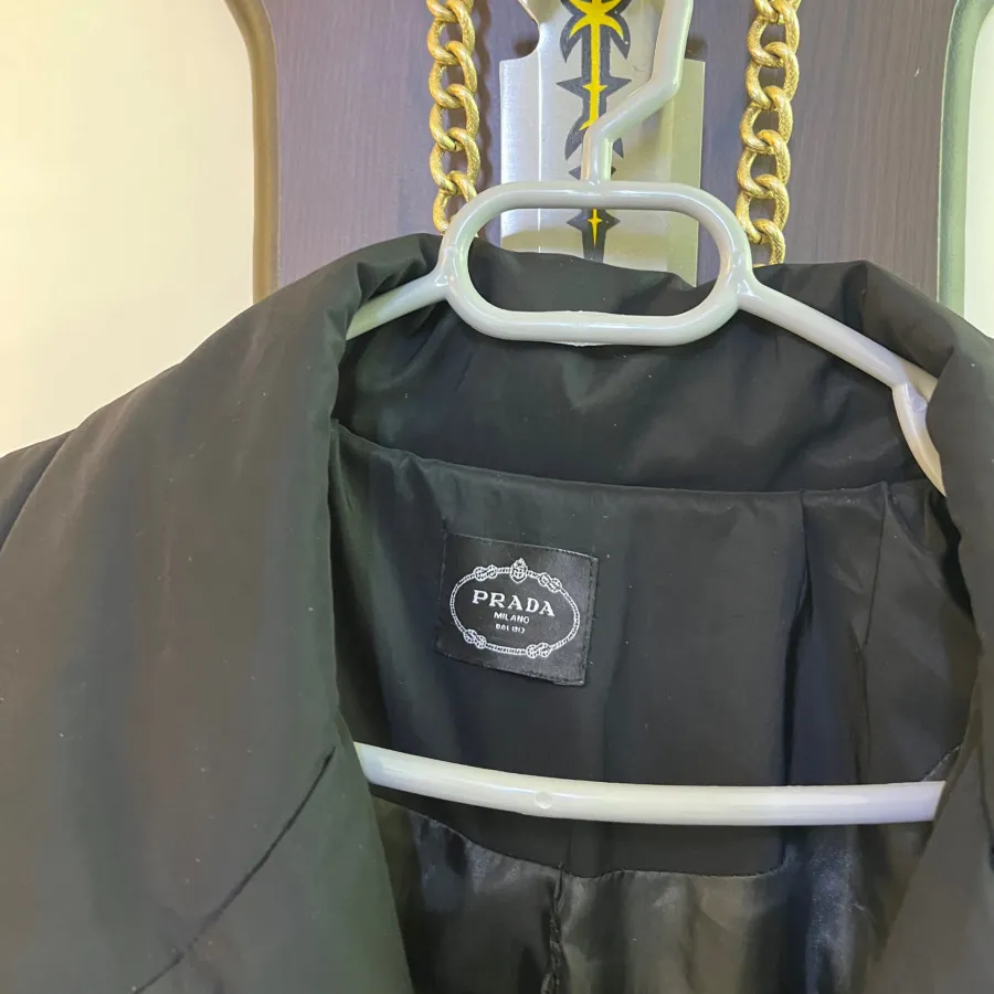 کاپشن پرادا