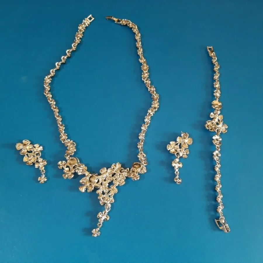 ست گردنبند،دستبند،گوشواره