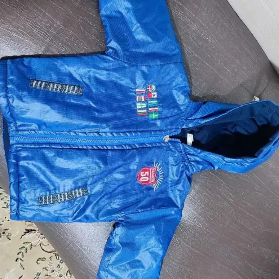 کاپشن بارانی بچگانه