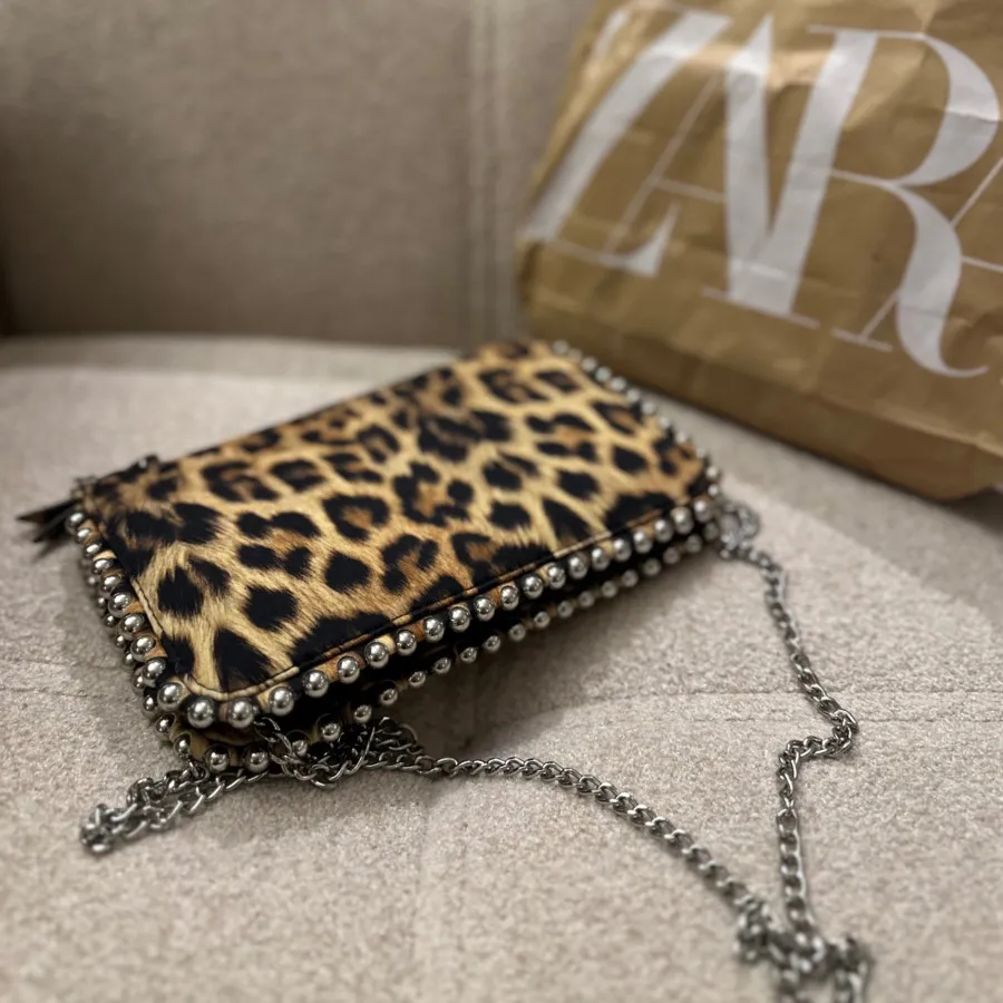 کیف پلنگی زارا