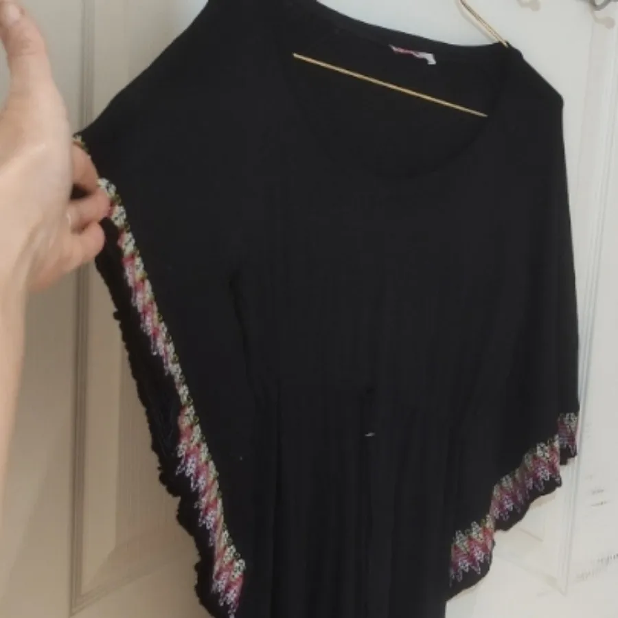 پیراهن  زیبا  در حد نو