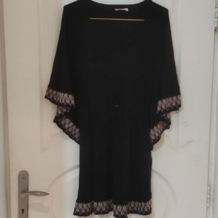 پیراهن  زیبا  در حد نو