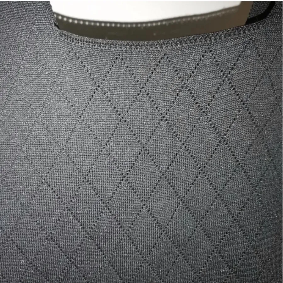 دوعدد تاپ بافت قرمز مشکی