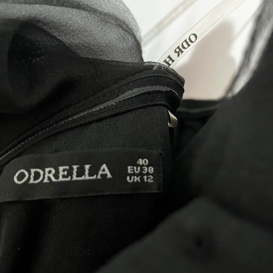 پیراهن طلایی مشکی