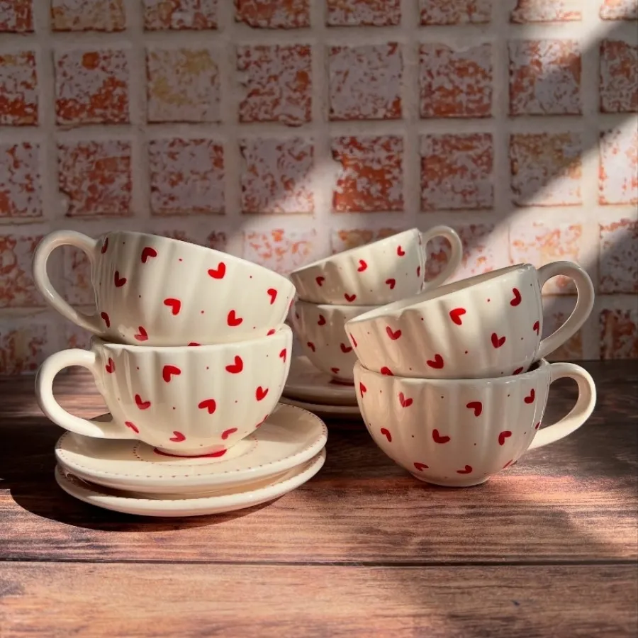 فنجون ونعلبکی صدفی قلبی