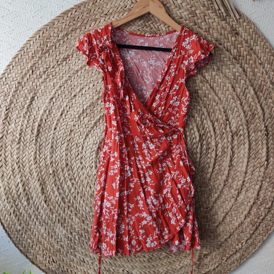 پیراهن دخترانه