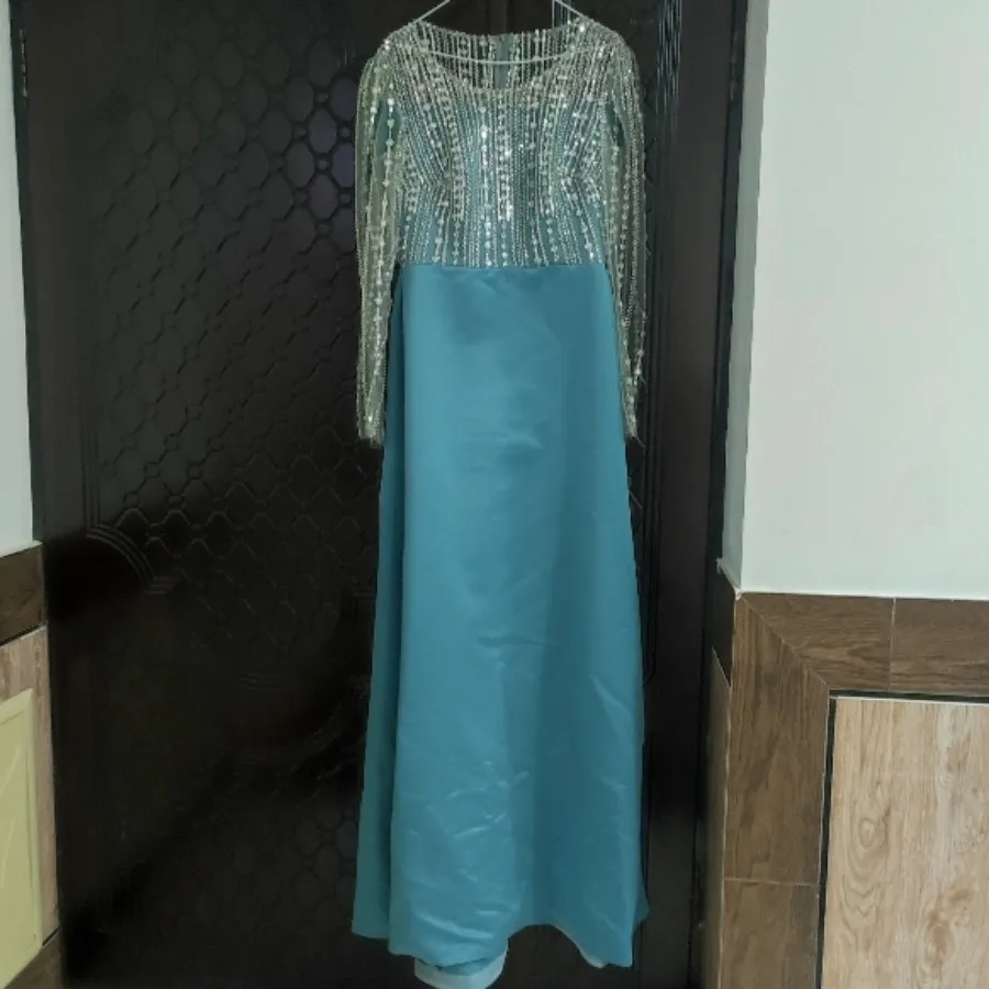 پیراهن مجلسی آبی