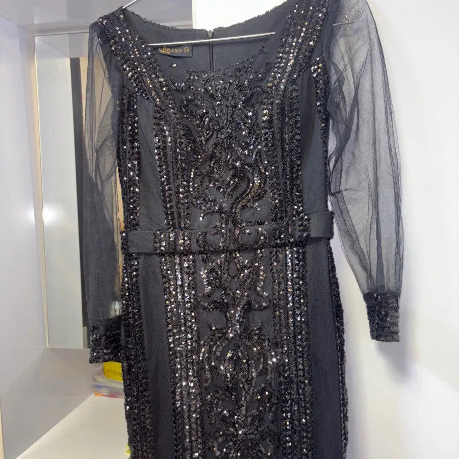 مجلسی تمام کارشده