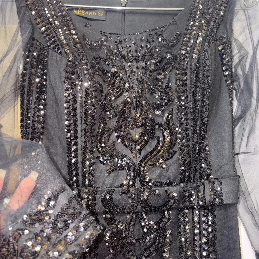 مجلسی تمام کارشده