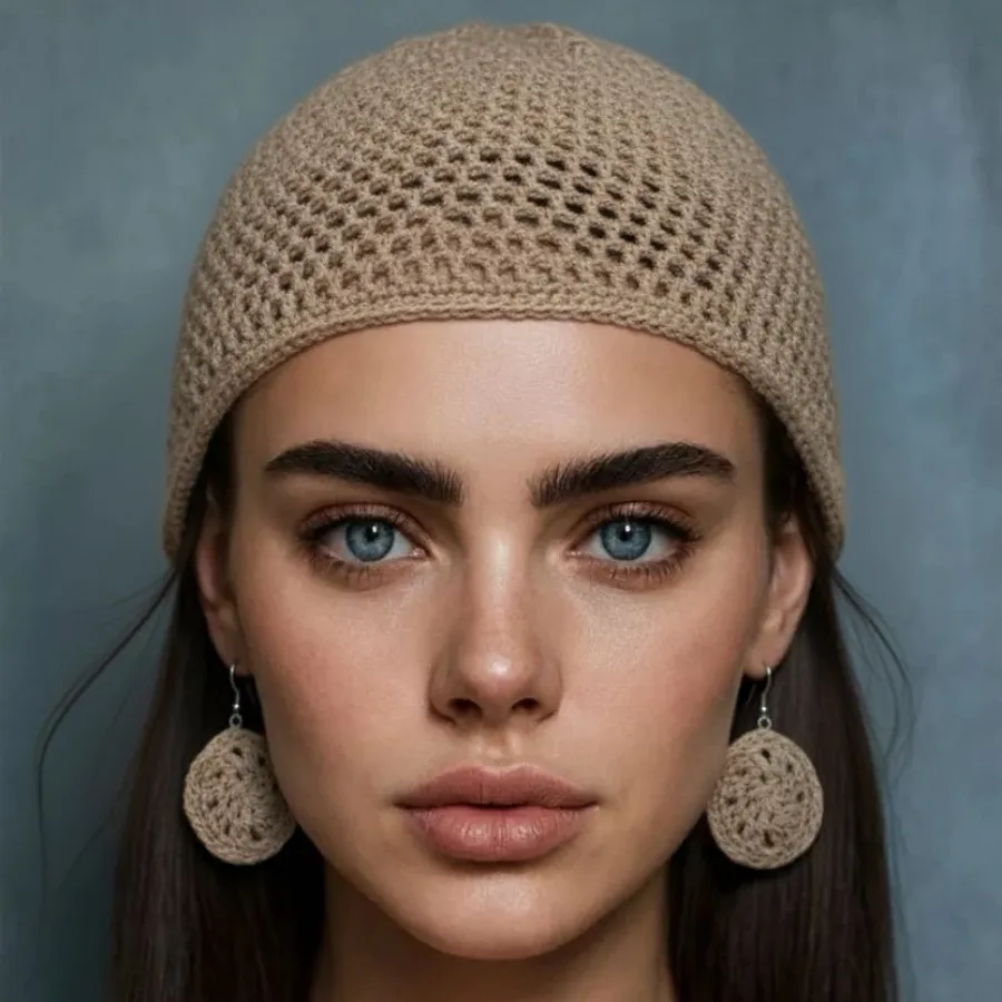 کلاه و گوشواره نارا