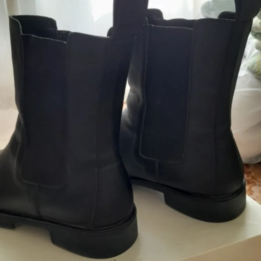 نیم بوت مشکی