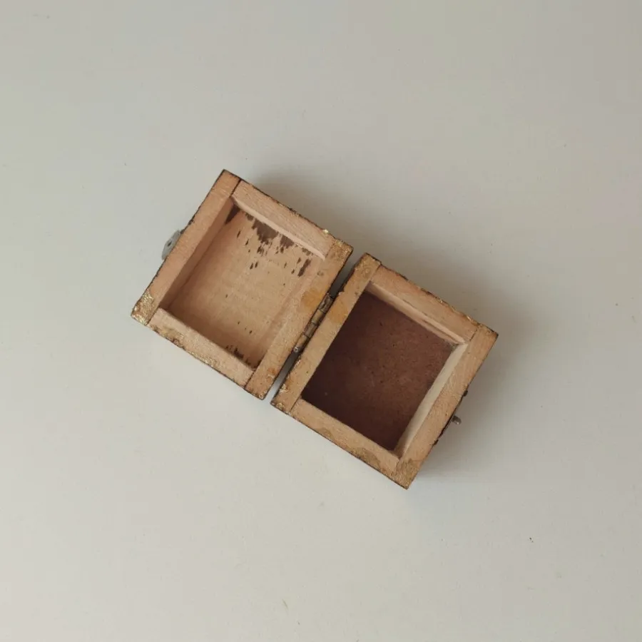 جعبه چوبی کوچک