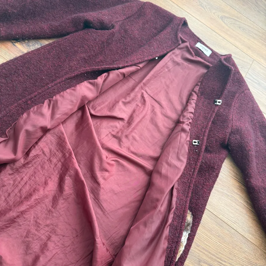 پالتو زرشکی