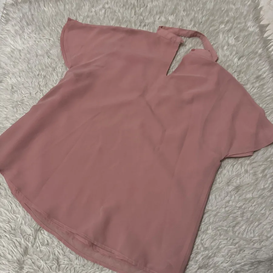 شومیز برند صورتی گردن دار