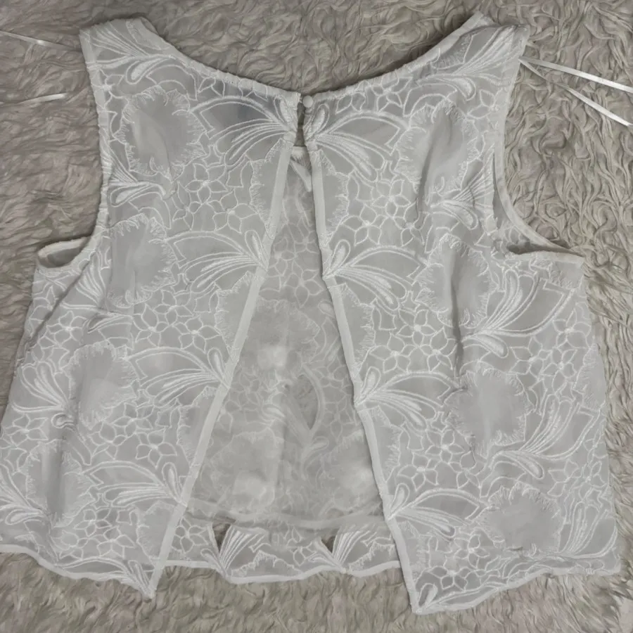 تاپ سفید گیپور برند