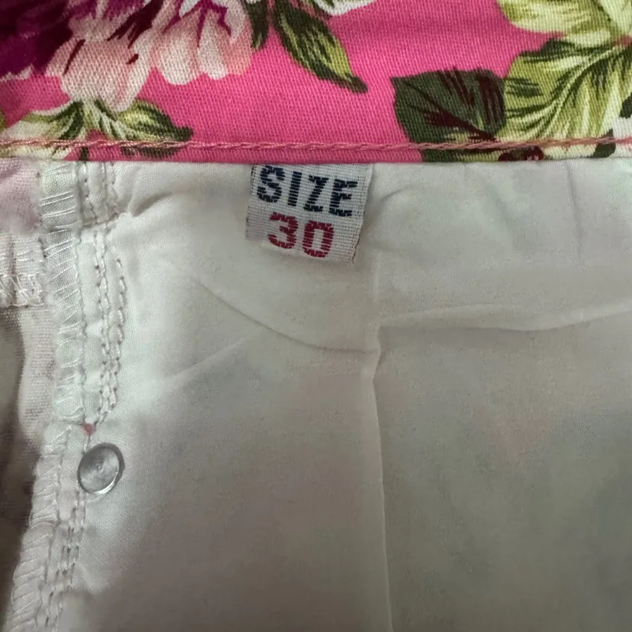 شلوارک گلدار صورتی برند