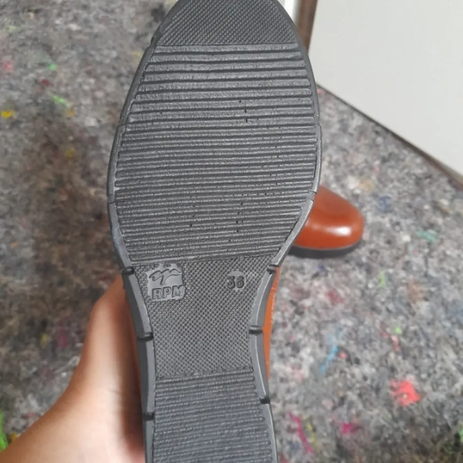 نیم بوت چرم زنانه