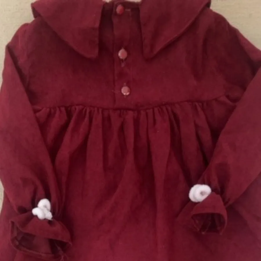 پیراهن قرمز