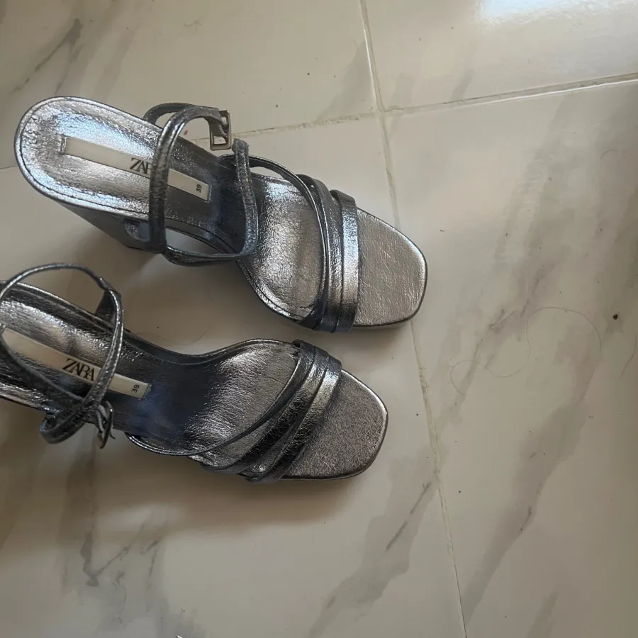 کفش مجلسی زارا