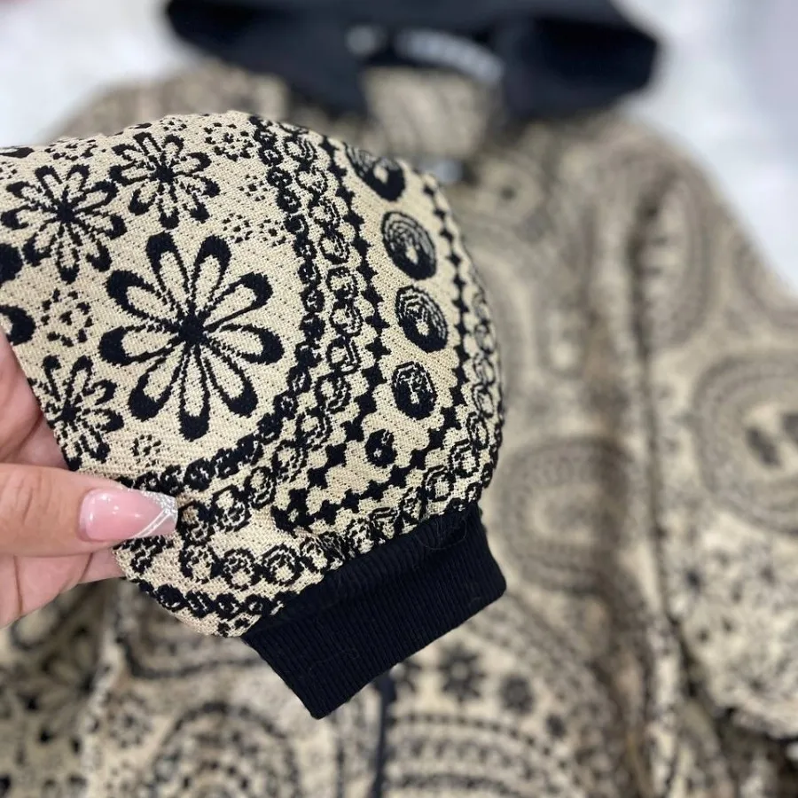 سوییشرت بامبر