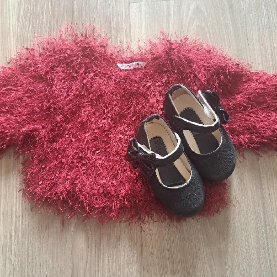 کفش و کراپ بچگانه درحد