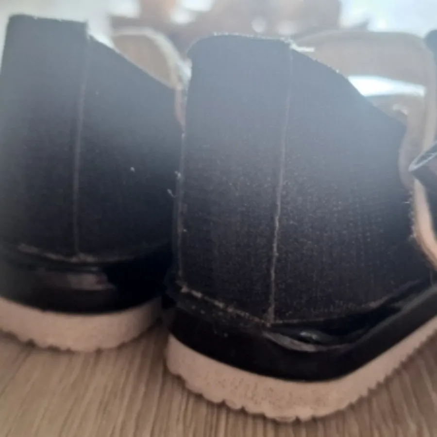 کفش دخترونه