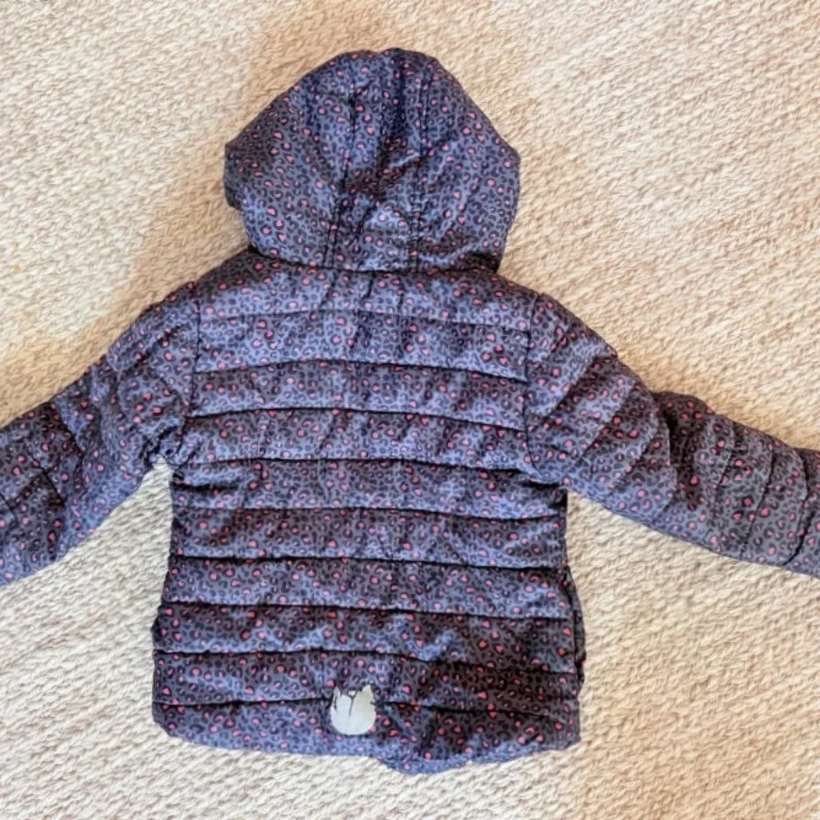 کاپشن پر مارک لوپیلو