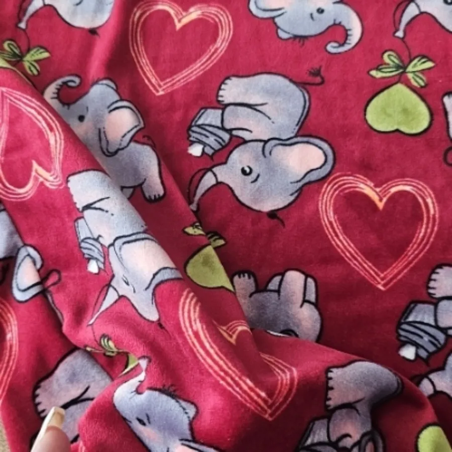 لباس راحتی مخمل