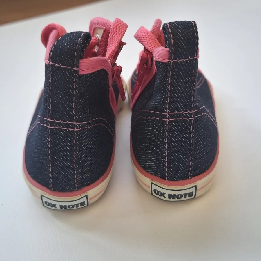 کتونی دخترانه