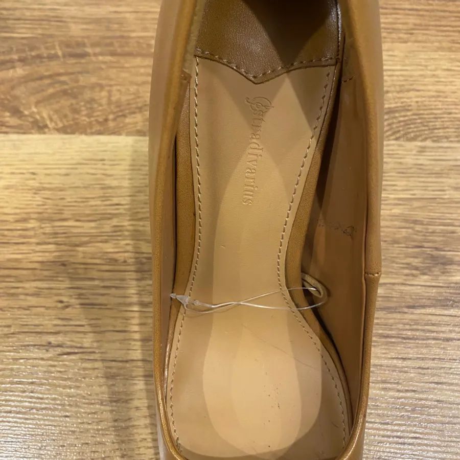 کفش استرادیواریوس