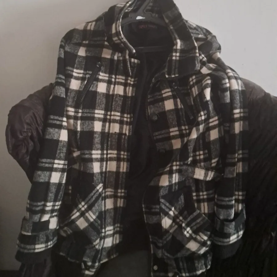 مانتو کتی استردار کشمیر