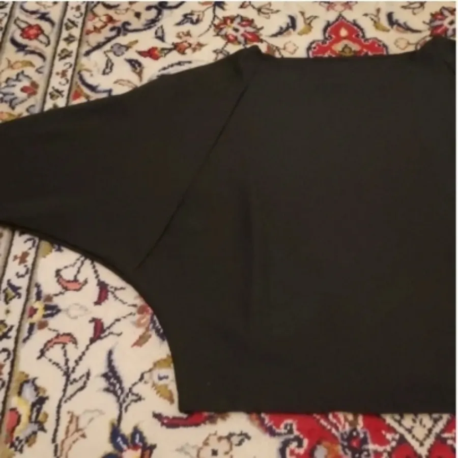 نیم تنه مشکی