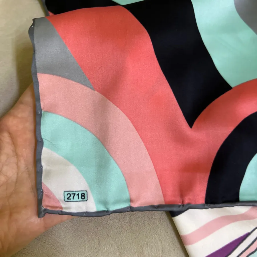 روسری ابریشمی خارجی