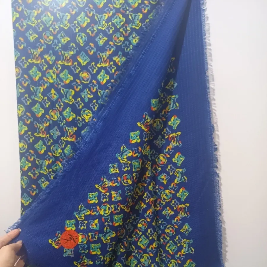 روسری سایزبزرگ لویی ویتون