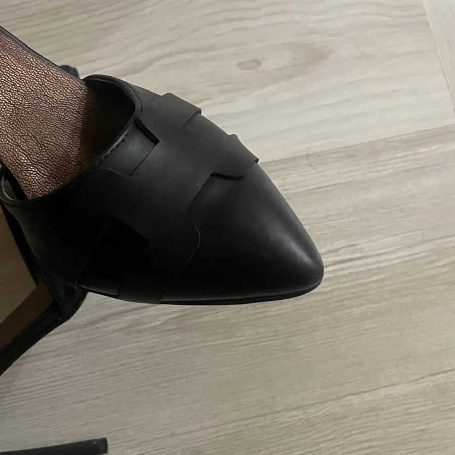 کفش پاشنه بلند