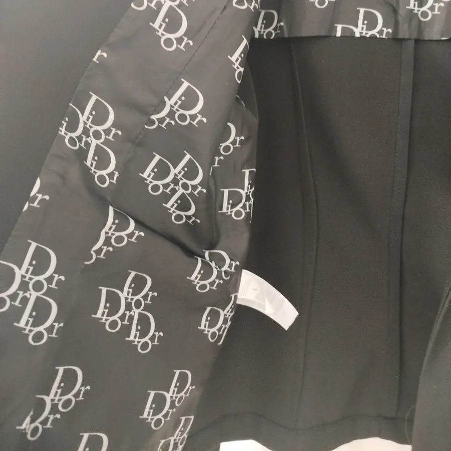 کت شلوار دیور