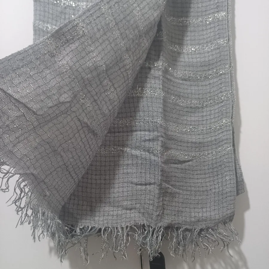 شال طوسی طرح دار زر زری