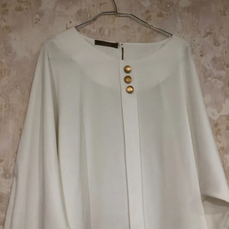 شومیز سفید نوی نو