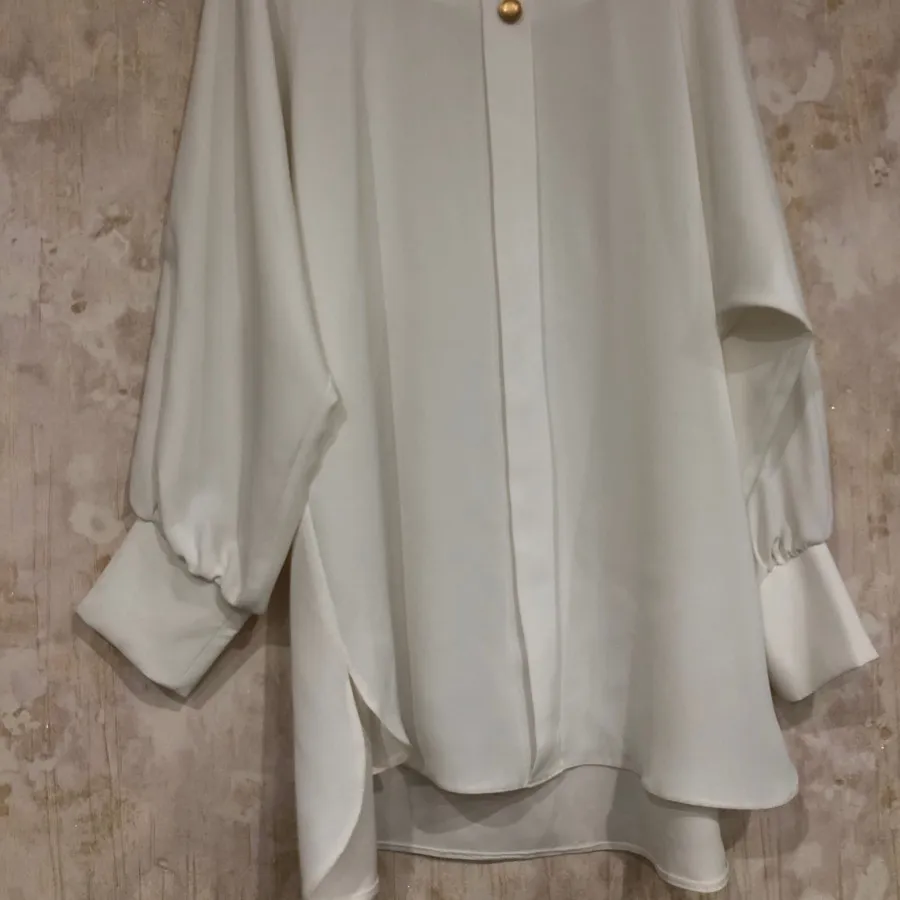 شومیز سفید نوی نو