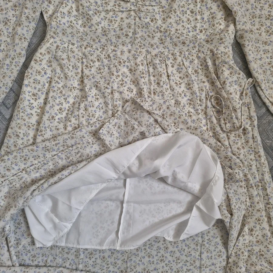 پیراهن عروسکی