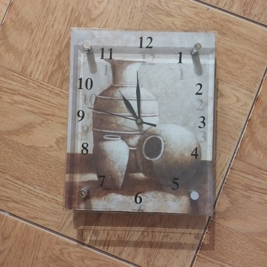 ساعت دیواری