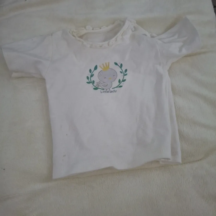 دوتا لباس  نوزادی